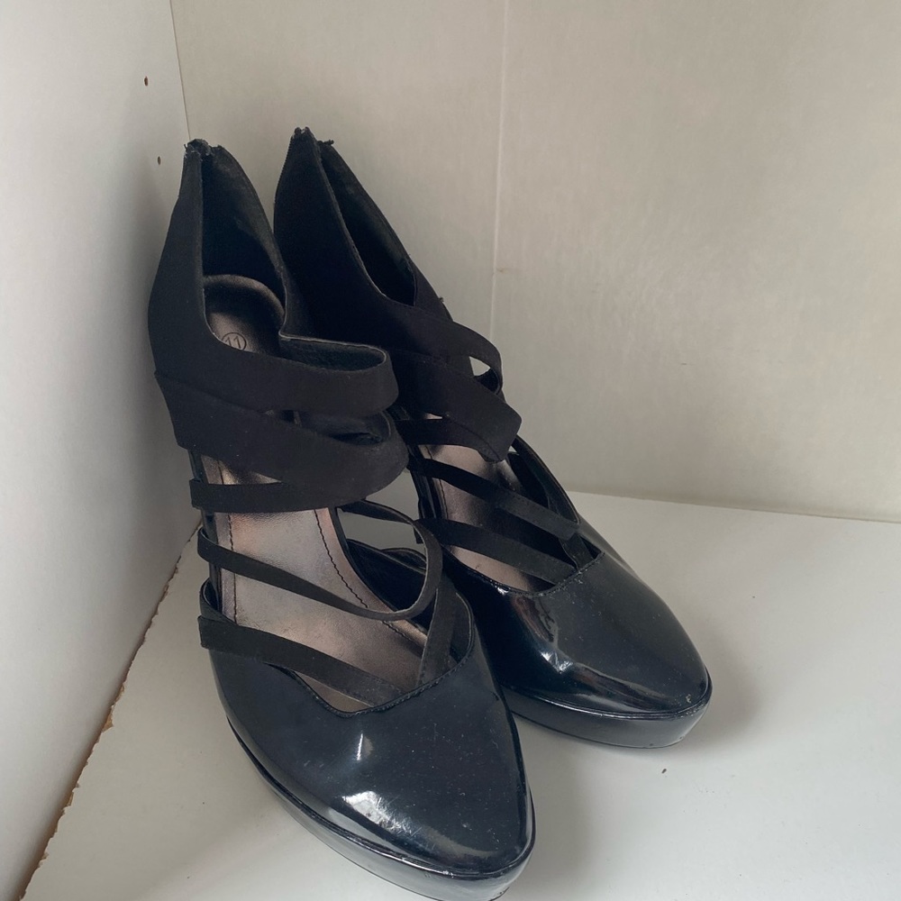 Pantene Leather Black Heels